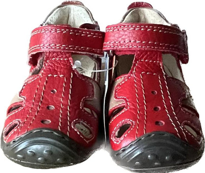 Primigi Boys Red Leather sandals, Size UK4 infant EU20 US6. NEW in Box
