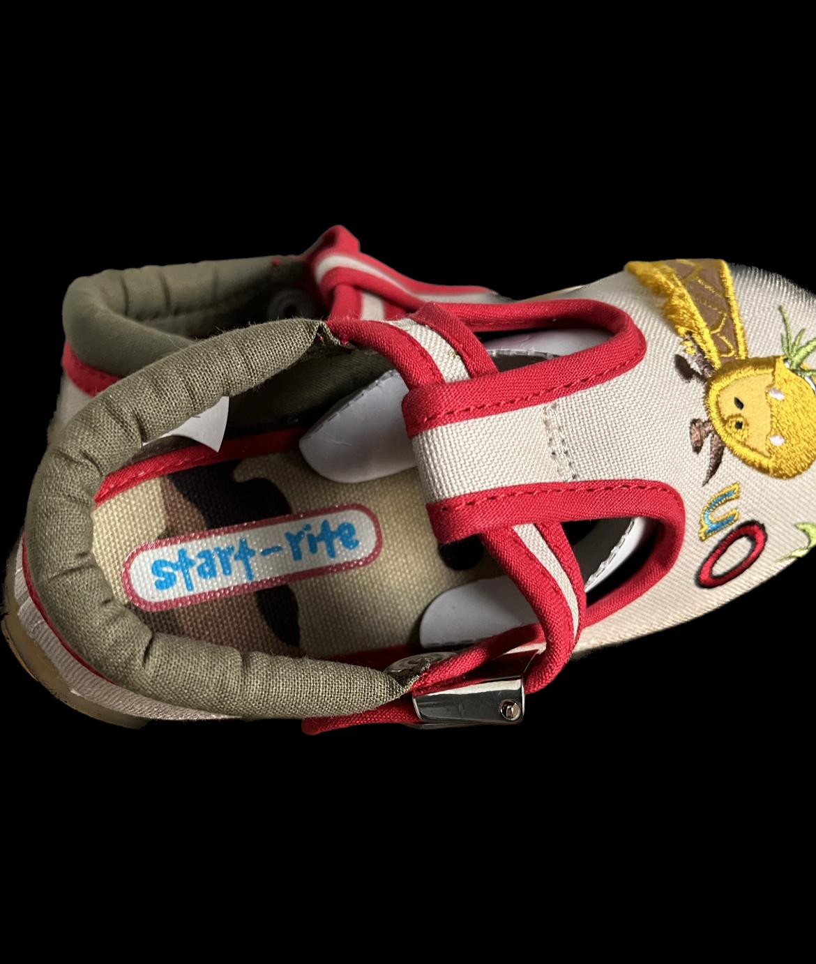 Start-Rite On Safari Canvas Shoe size UK7.5E  NEW