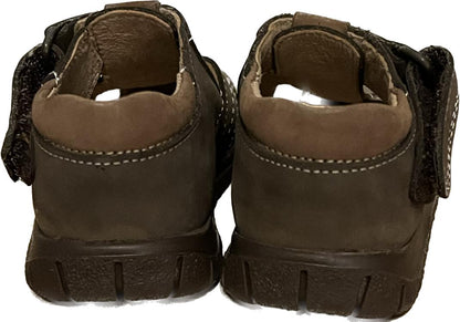 Start-Rite Brown boys Weasel  Sandals size UK3.5F. NEW in Box