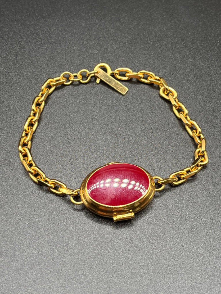Mulberry Locket Bracelet - Laid Out