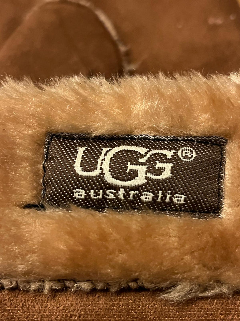 UGG Chestnut Brown Turn Cuff Gloves