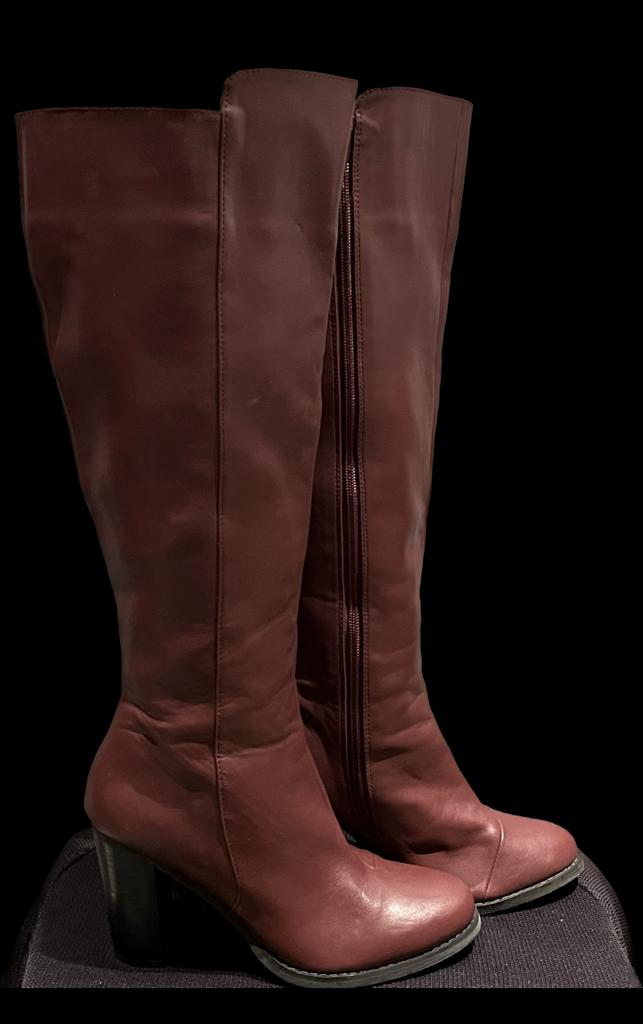 Dorothy Perkins Burgundy  Boots Size UK 7  - Brand New w/o Tags