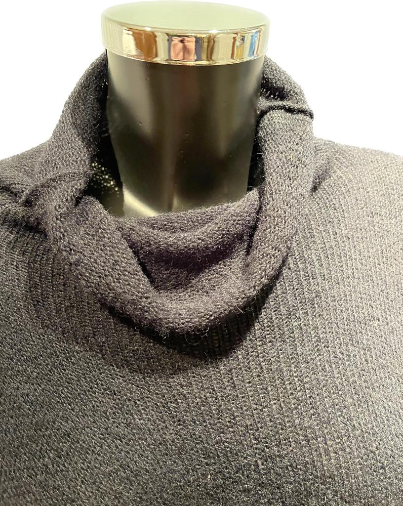 Gazebo black Knitted Top - Collar