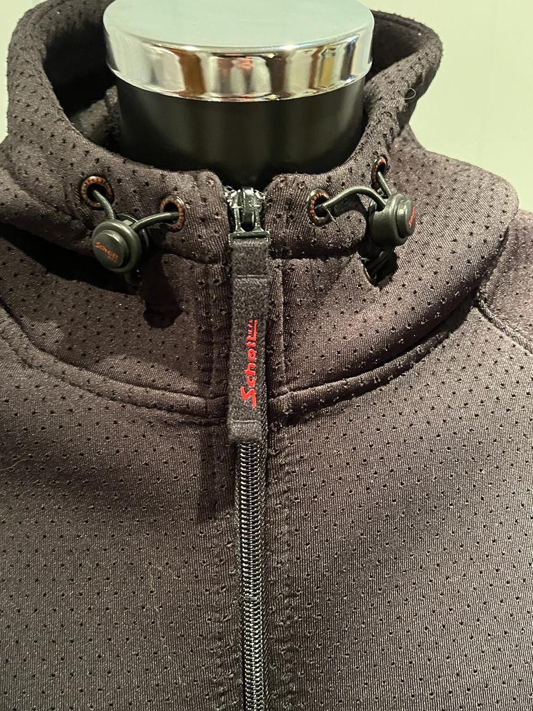 Schott Vintage NYC Hoodie  - Collar Detail