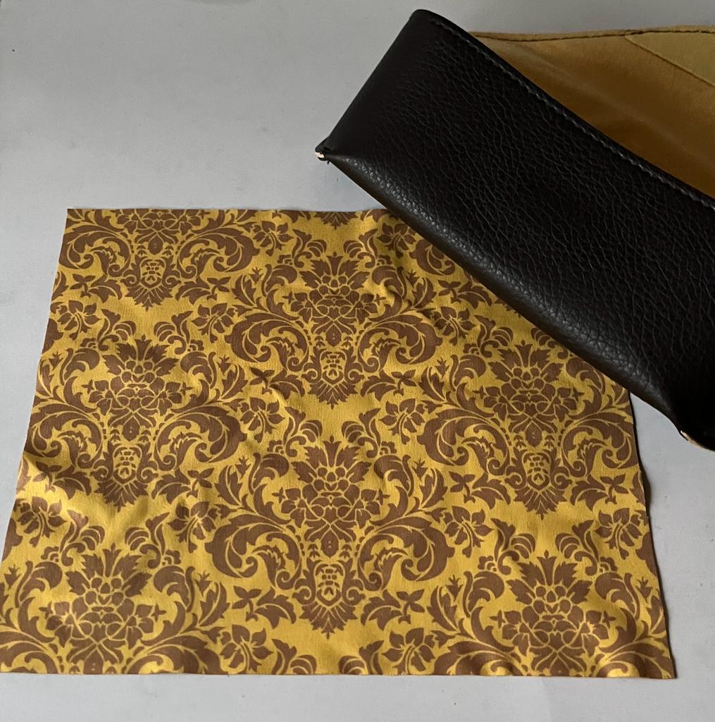 Seraphin Sunglasses Case and Cloth