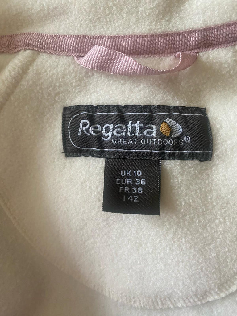 Regatta Cream Fleece - Size Labels