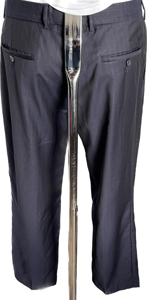 Ermenegildo Zegna Suit  - Size W34S