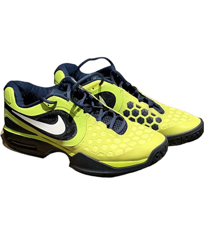 NIKE Fluorescent Green Trainers - UK 10